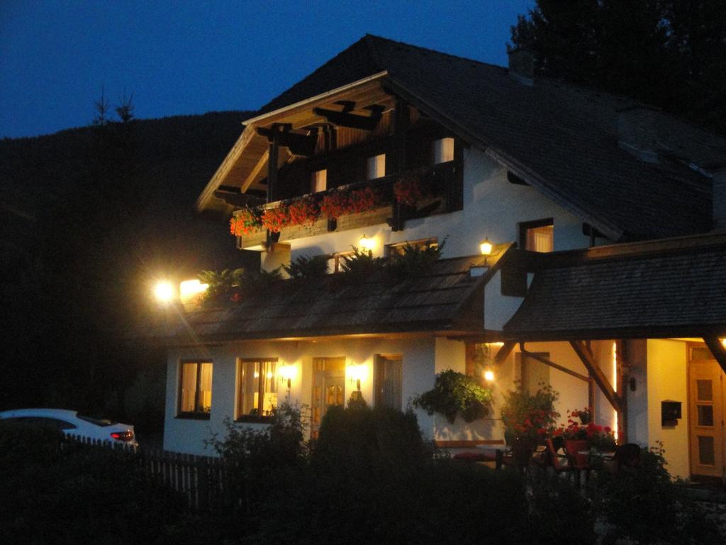 Hotel Pension Schwaiger ザンクト・マルガレーテン・イム・ルンガウ エクステリア 写真