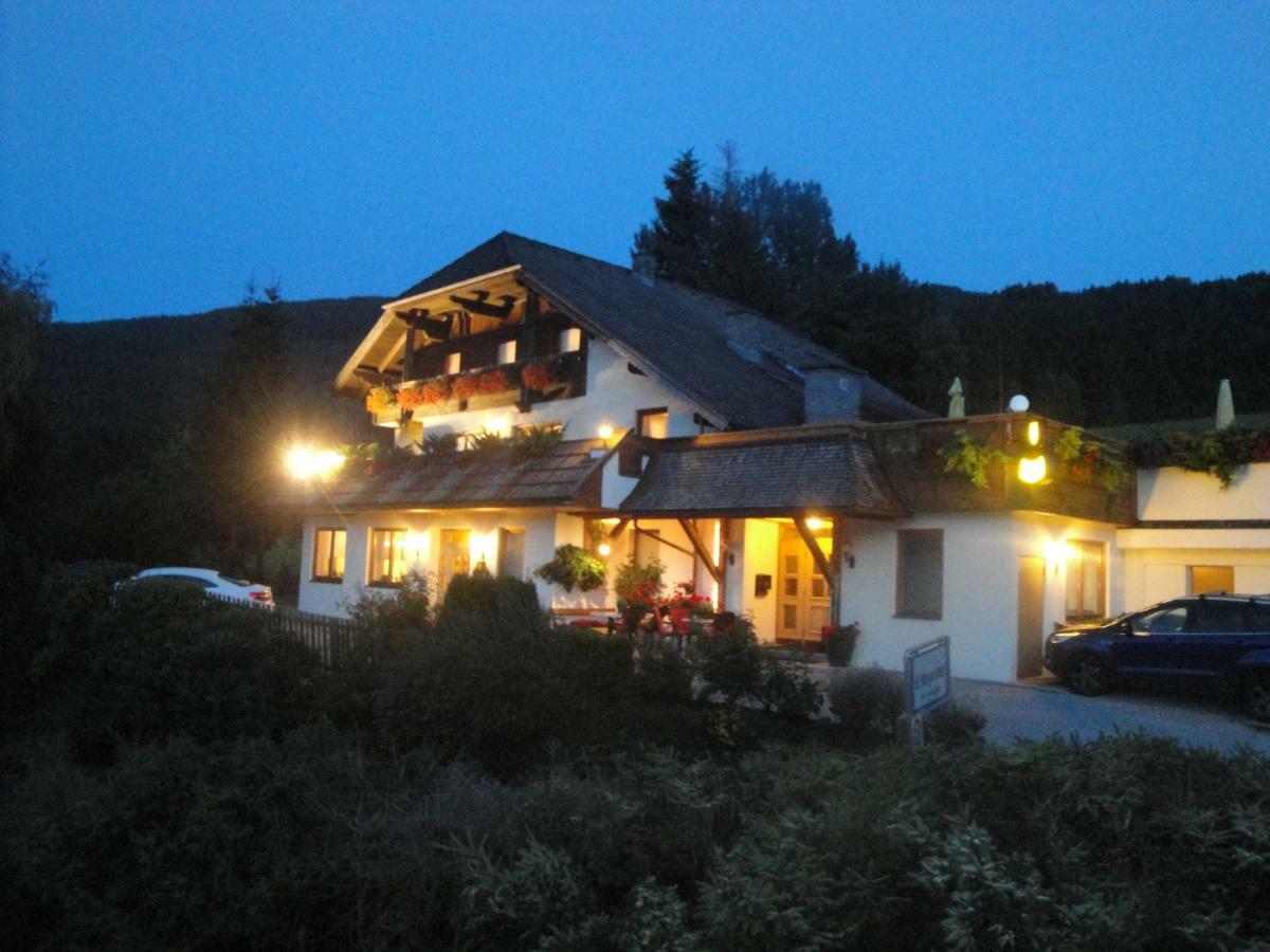 Hotel Pension Schwaiger ザンクト・マルガレーテン・イム・ルンガウ エクステリア 写真